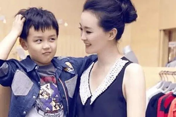 王烁怎么说球球 后娘的儿子他是不会有什么好话的