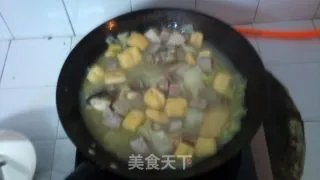 芋头白菜炖鱼头