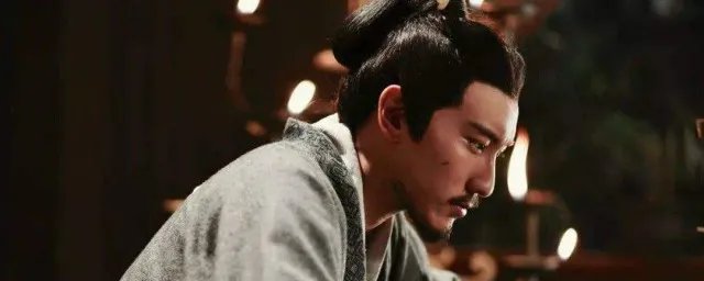 郭嘉是谁引荐给曹操的 郭嘉人物简介