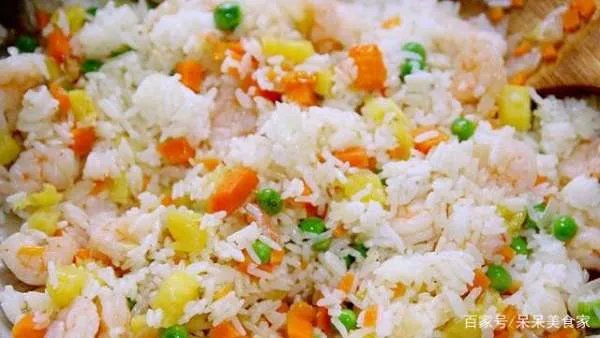 炒饭粒粒分明的秘诀是什么?
