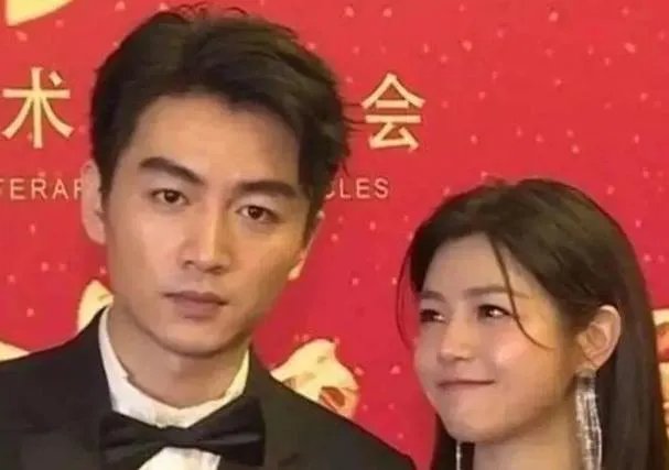 为何“过儿”陈晓娶了“小龙女”陈妍希后，再也笑不出来了呢？