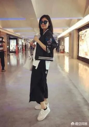 如何评价贾静雯晒女儿的合照？