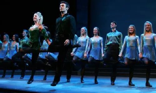 适合在家里跳的减肥舞有哪些？