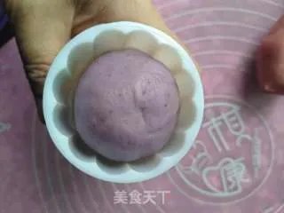 紫薯冰皮月饼