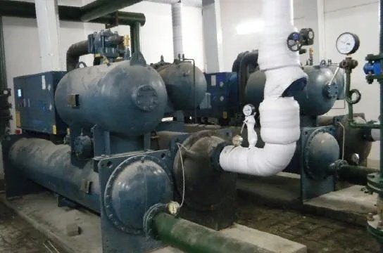 冷水机组的维修保养