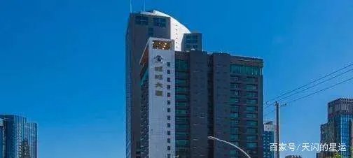 揭秘白马会所：黄毅清口中女富豪们的天堂究竟是怎样的存在？