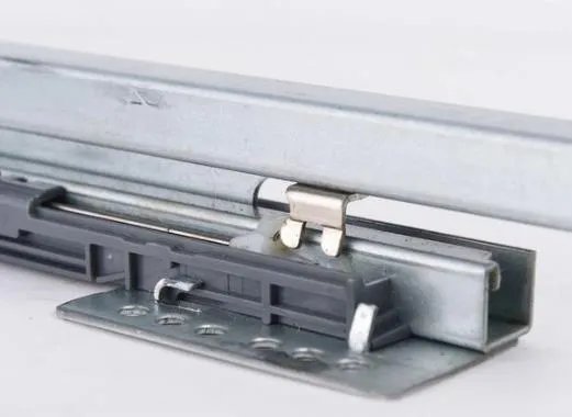 抽屉缓冲轨道不缓冲了怎么修