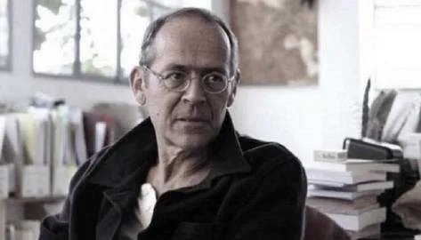 法国传奇哲学家斯蒂格勒生前获得过什么荣誉？