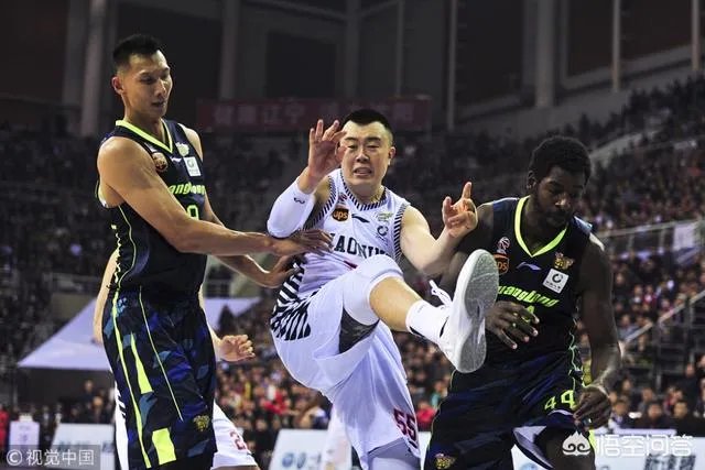 CBA半决赛辽宁男篮再胜广东宏远，一场跌宕起伏的比赛，你怎么评价？