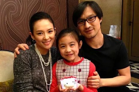 章子怡谈继女:她缺失了很多母爱,我对她的爱会超过亲生女儿,如何理解?