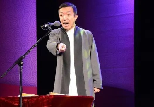 李菁作为德云社的创始人之一，为何后来分道扬镳？为何退出德云社？