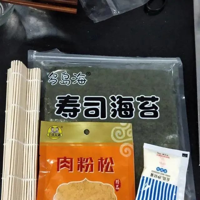 寿司制作过程图片大全？