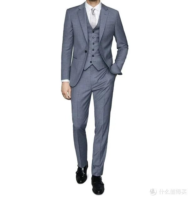 西装外套扣子到底系几颗,你系对了没?一点西装着装礼仪(请收藏)