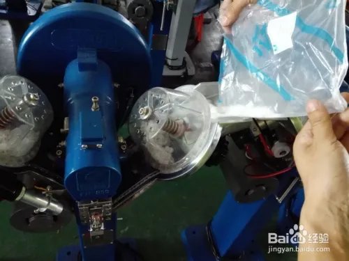 全自动打扣机与塑胶四合扣的正确选择和使用