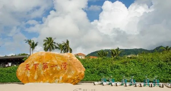 三亚旅游值得去的几个景点有哪些？可以具体说说吗？