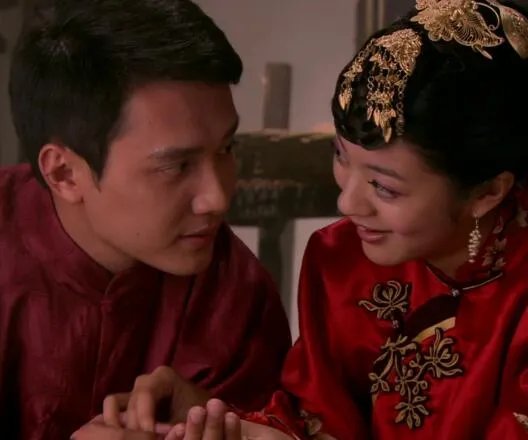 锁清秋冯绍峰吻戏来袭 自曝安以轩最难亲