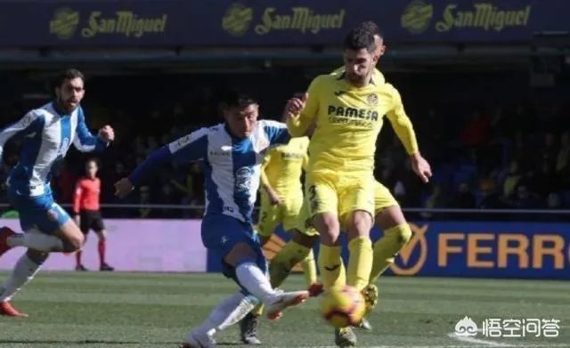 武磊首次踢西甲替补登场15分钟，策动一个进球并造对手一张黄牌，怎么评价武磊的表现？