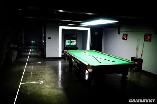 LOL小智、小漠网咖照片曝光：2元/时超良心 充值送iPhone8