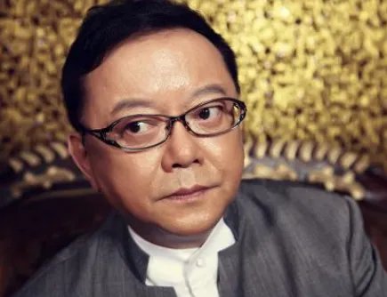 因拒绝生孩子被王刚抛弃的成方圆，后来是怎样报复的？