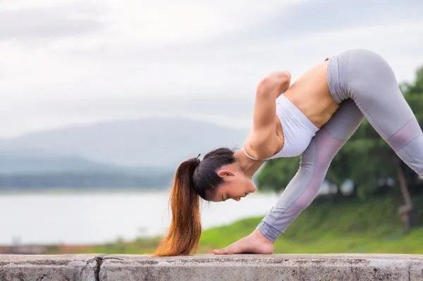 找个瑜伽教练做老婆是什么体验