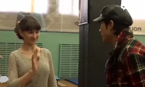 李治廷为何被美女放倒？