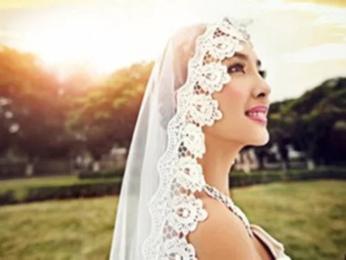 韩国新娘婚纱照特色 韩式新娘婚纱造型盘点