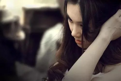 男人放不下小三的表现有哪些 男人对小三有感情的表现有哪些