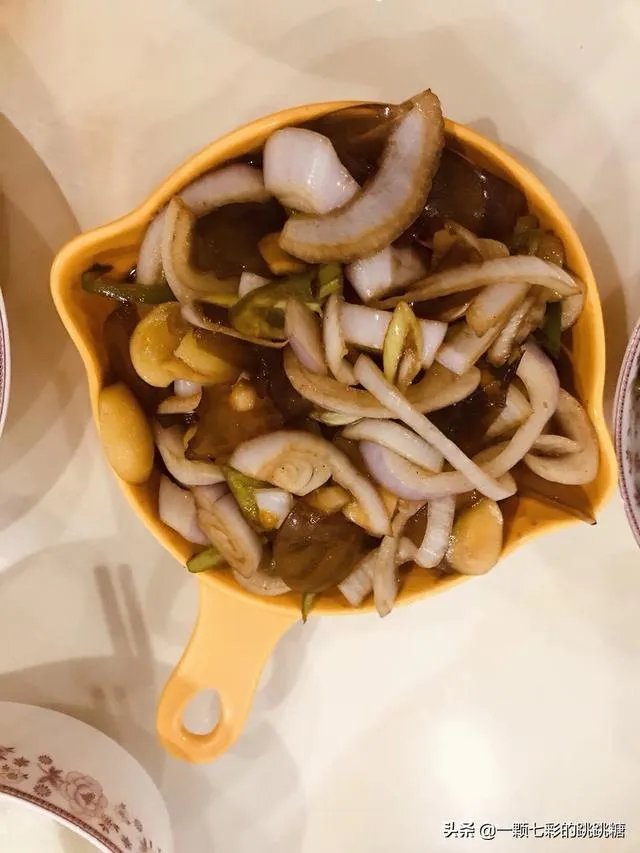 女孩子一般喜欢吃什么菜?做几道什么菜给她吃好?