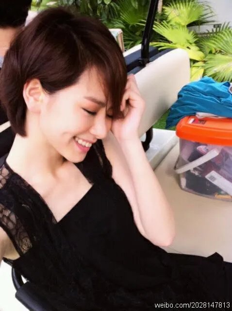 戚薇爱情睡醒了图片，最好和徐正曦在一起的。要很多张，哪位好人能忙我，感激不尽。