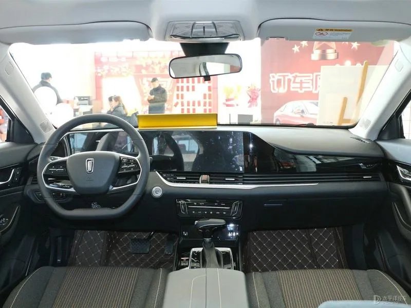 奔腾B702021款落地需要多少钱？奔腾B70报价