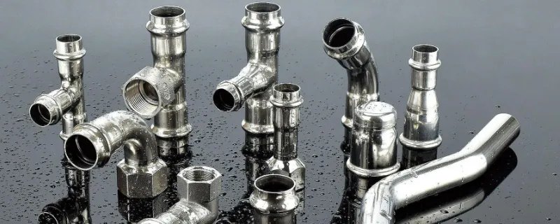 不锈钢水管卡压连接方式有几种