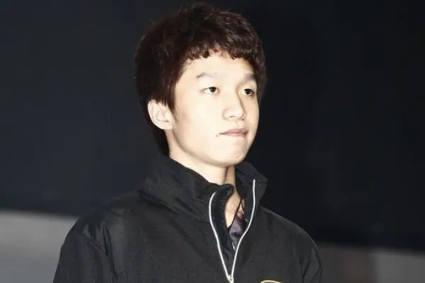 lol厂长是拿过几个冠军奖杯