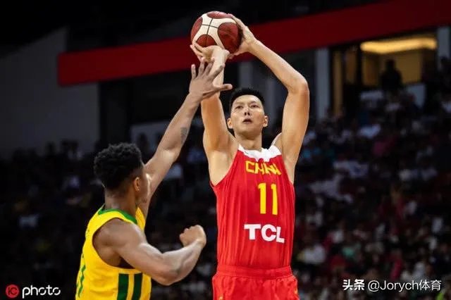 中国男篮以70比73再次不敌巴西，怎样评价本场比赛？