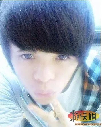 都是些神马玩意 网络红人超奇葩的“锥子脸”