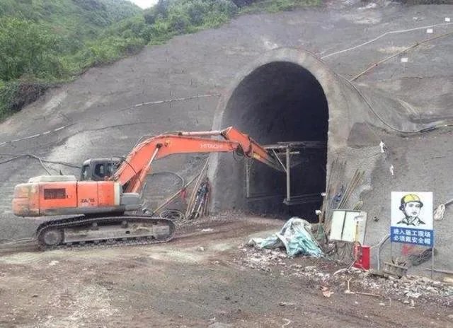 现在成贵铁路建设得怎么样了?什么时候能通车呢?