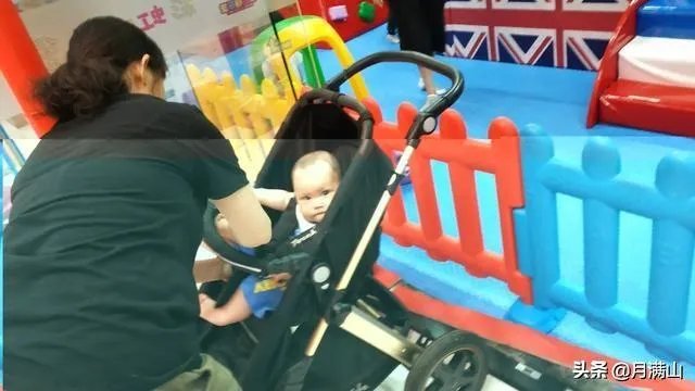 两会代表提出的“取消生育三孩以上处罚”建议，你的观点是什么？