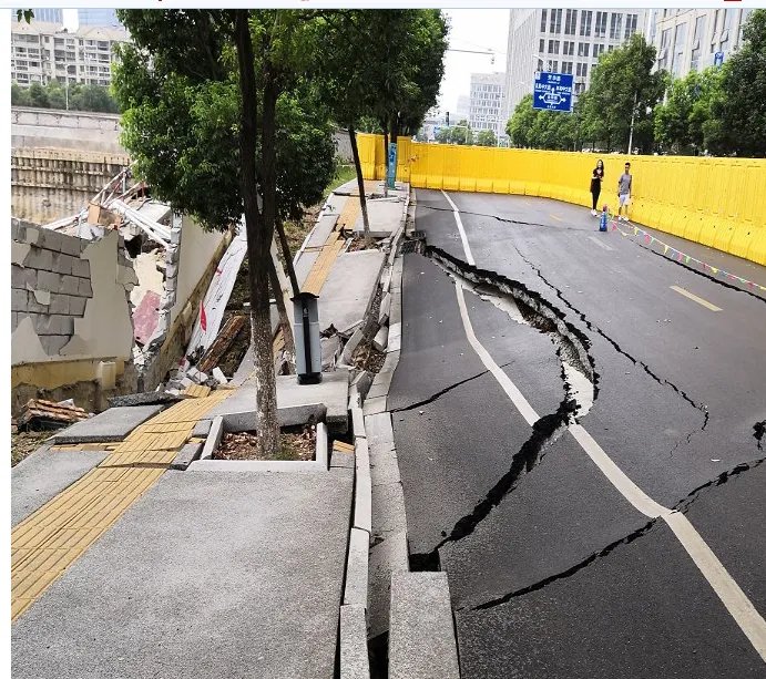 南昌路面突发塌陷的真实原因是什么？