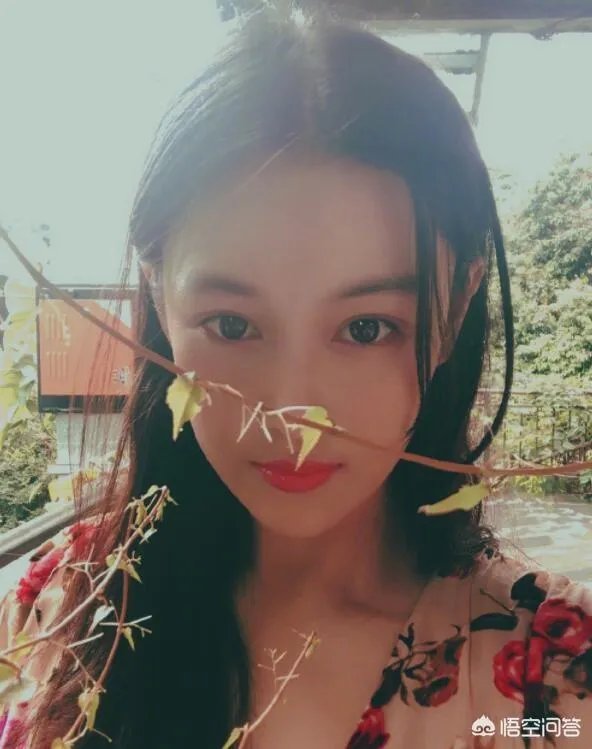 张馨予网购被骗，你觉得自己与明星之间的距离还远吗？