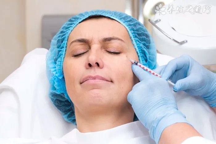 【牛奶美容妙招】如何用牛奶美容？