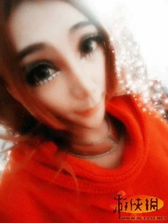 都是些神马玩意 网络红人超奇葩的“锥子脸”