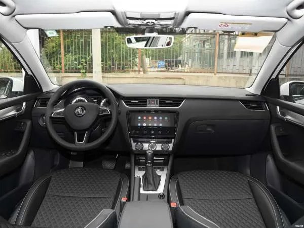 购车新资讯，2019款斯柯达明锐优惠2.5万，最低7.49万起售