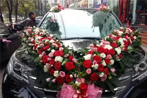 上海婚车租赁价格多少钱一辆  婚车租赁公司哪家好