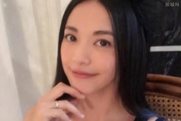 姚晨出轨新证曝光 有图有真相看完令人瞬间傻眼