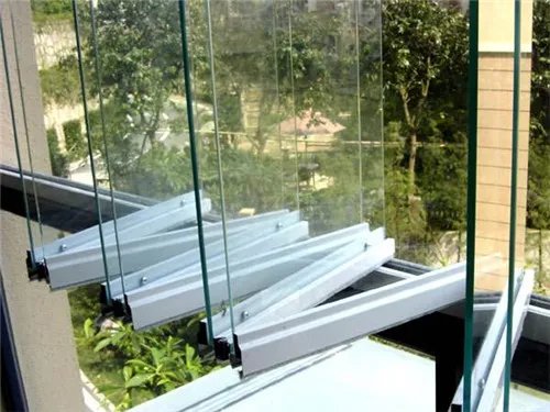 防盗窗的款式图片2019 没想到火的防盗网是这款