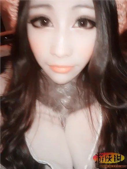 都是些神马玩意 网络红人超奇葩的“锥子脸”