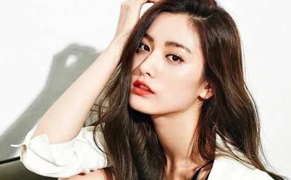 全球最美面孔是根据什么来进行评选的？