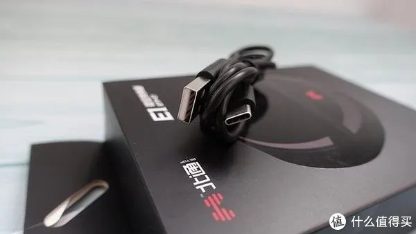 犹如物理外挂般的神器：北通E1键鼠转换器详细评测