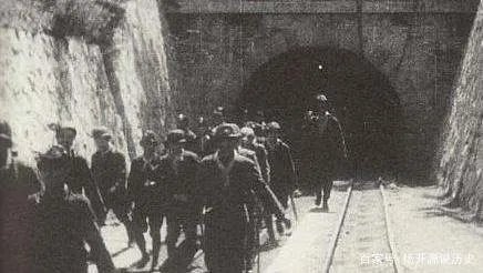 伪满洲国时东三省老百姓的生活是什么样的呢？