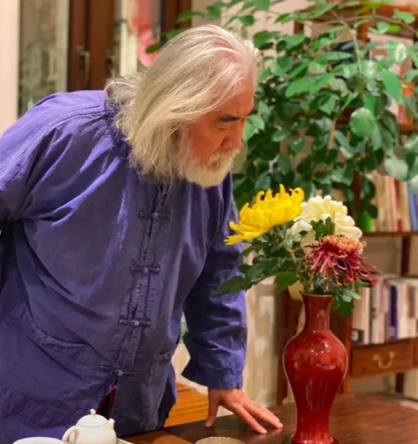 69岁张纪中娶了38岁杜星霖过得怎么样？