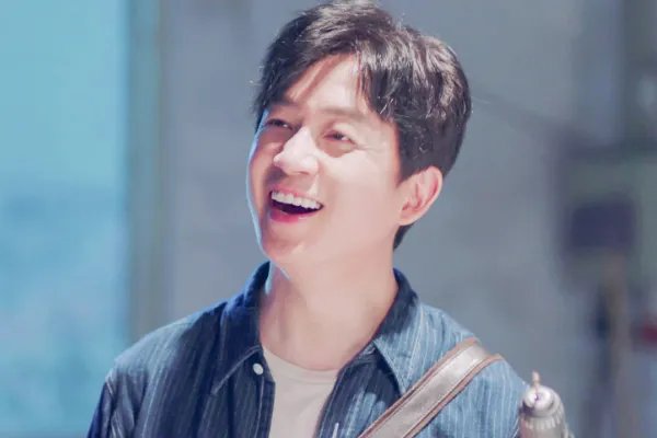 潘粤明新恋情被发现，他到底何时才会官宣呢？